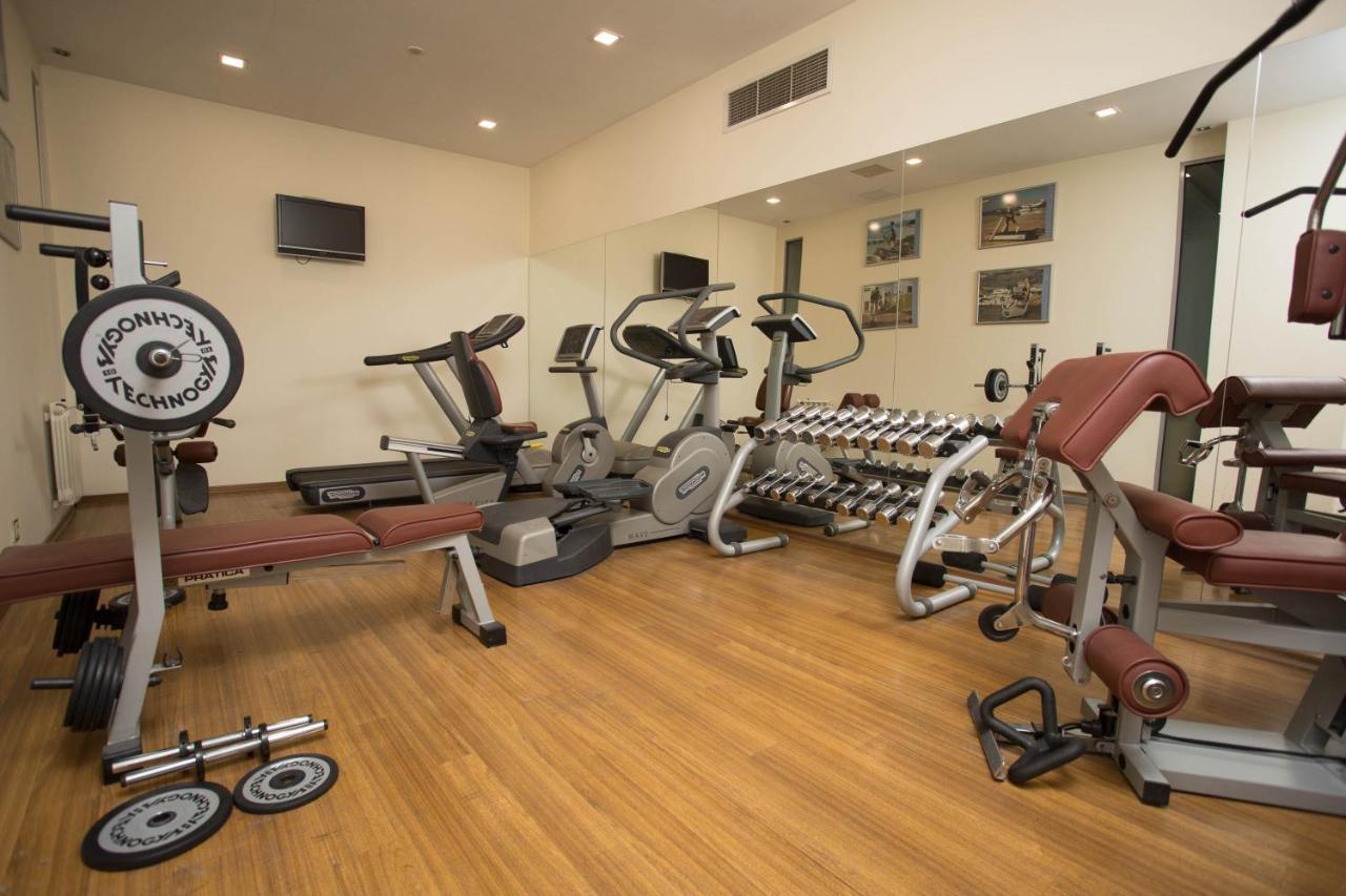 Spa Hotel Persenk Devin Ngoại thất bức ảnh A gym