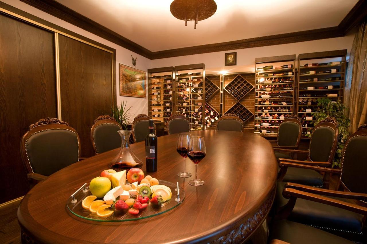 Spa Hotel Persenk Devin Ngoại thất bức ảnh Wine tasting room