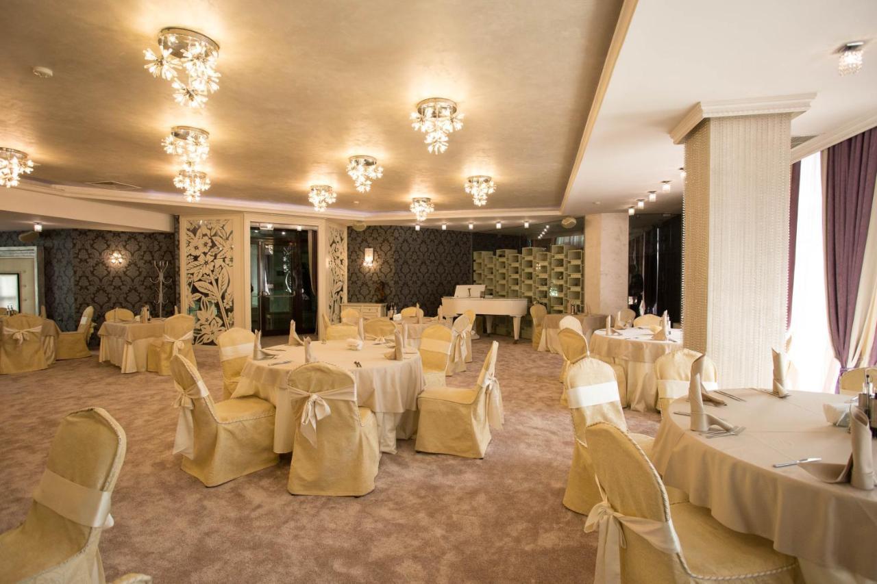 Spa Hotel Persenk Devin Ngoại thất bức ảnh The ballroom