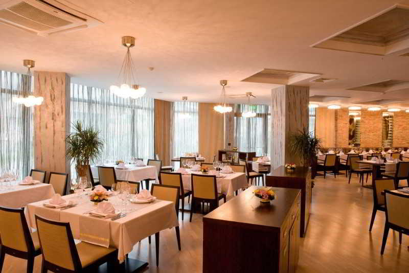 Spa Hotel Persenk Devin Ngoại thất bức ảnh Restaurant